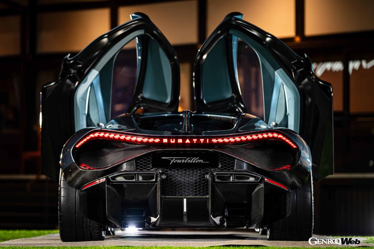 「ジェイコブ＆コー」と「ブガッティ トゥールビヨン」のコラボウォッチ。