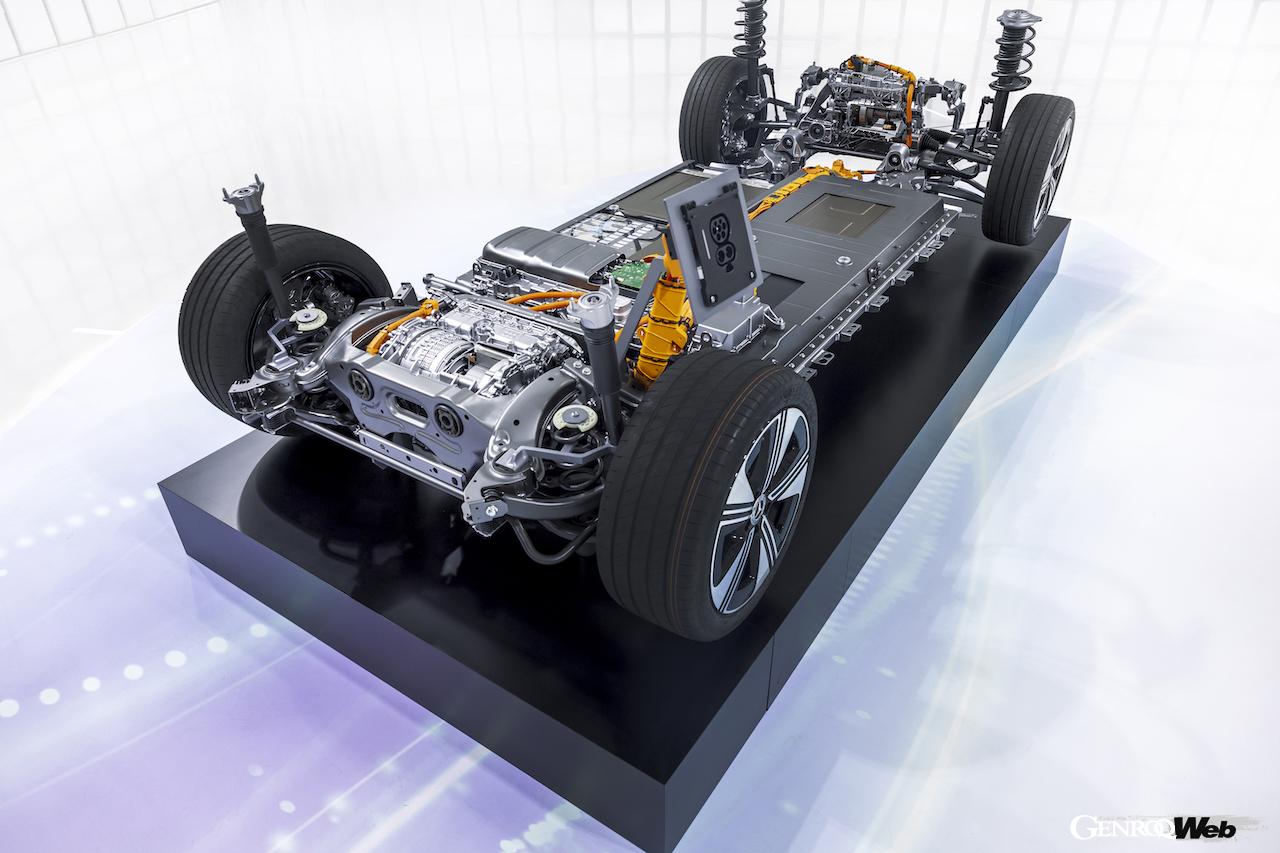 新世代アーキテクチャーが初めて導入される、新型「メルセデス・ベンツ CLA」。あらゆるレベルで、従来のEVを超えた性能を発揮する。