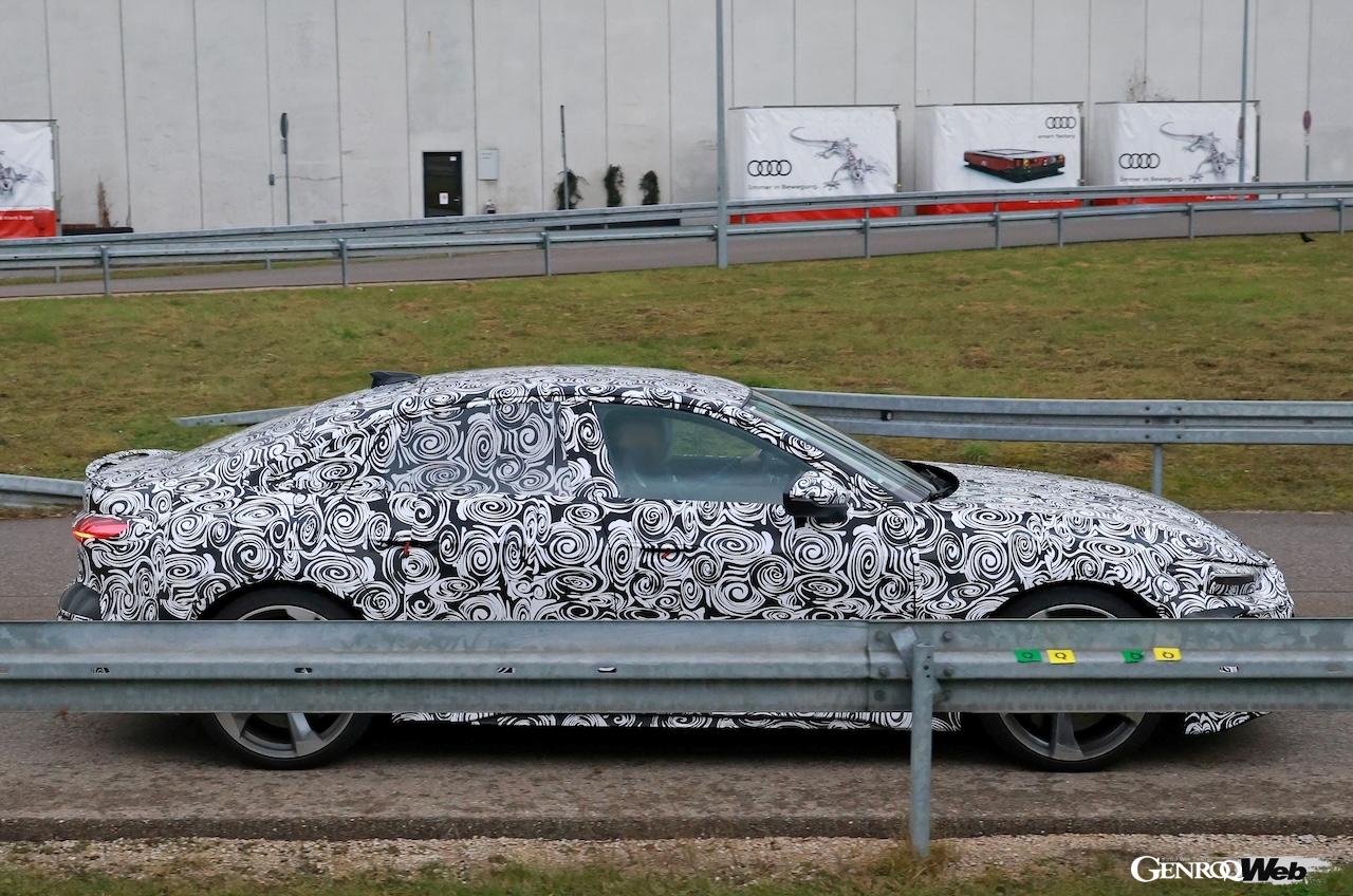 これまで「RS4」と呼ばれていたモデルの後継が次期型「RS5」となる。