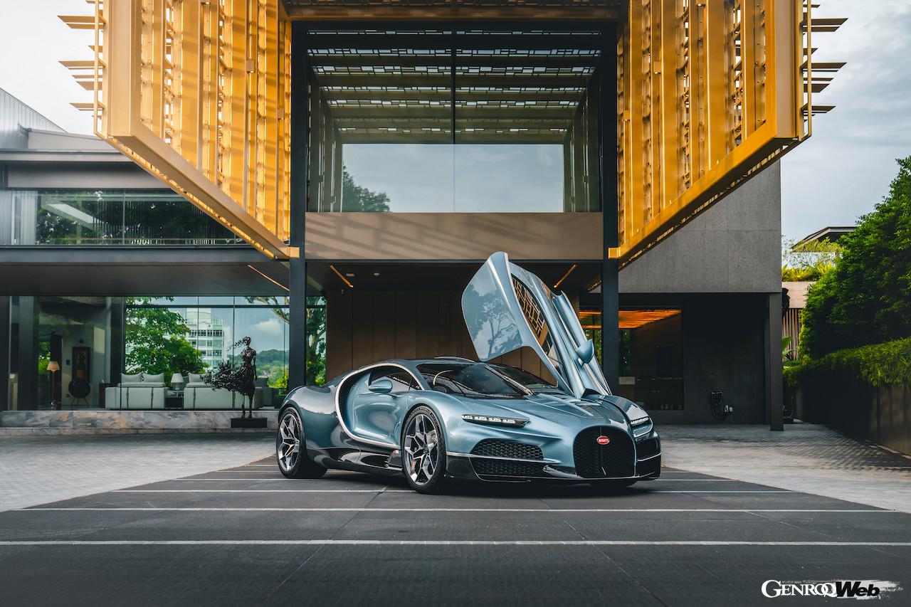 シンガポールの「ホランド・レジデンス」を訪れた、ブガッティ トゥールビヨン。