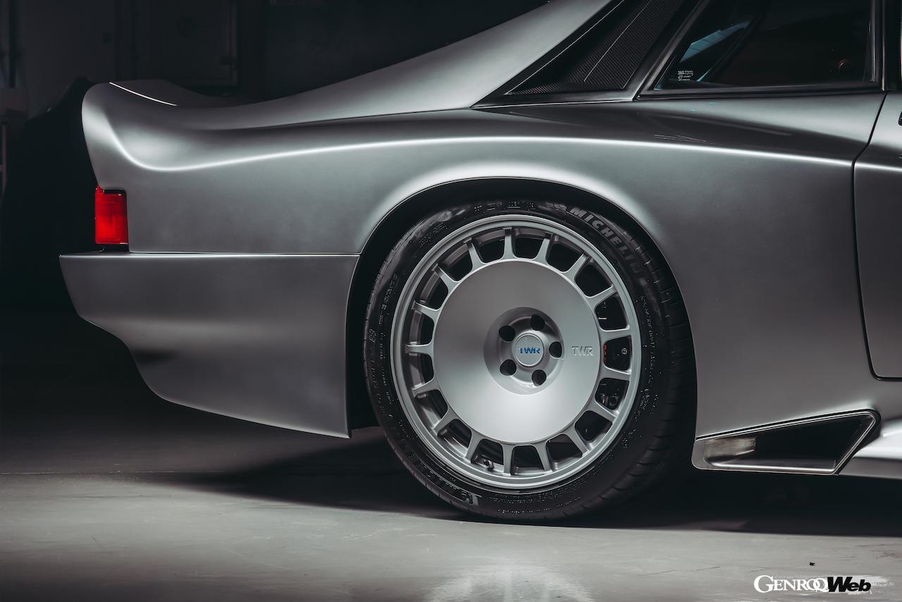 ジャガー XJSをベースとするレストモッド「TWR スーパーキャット」のエクステリア。