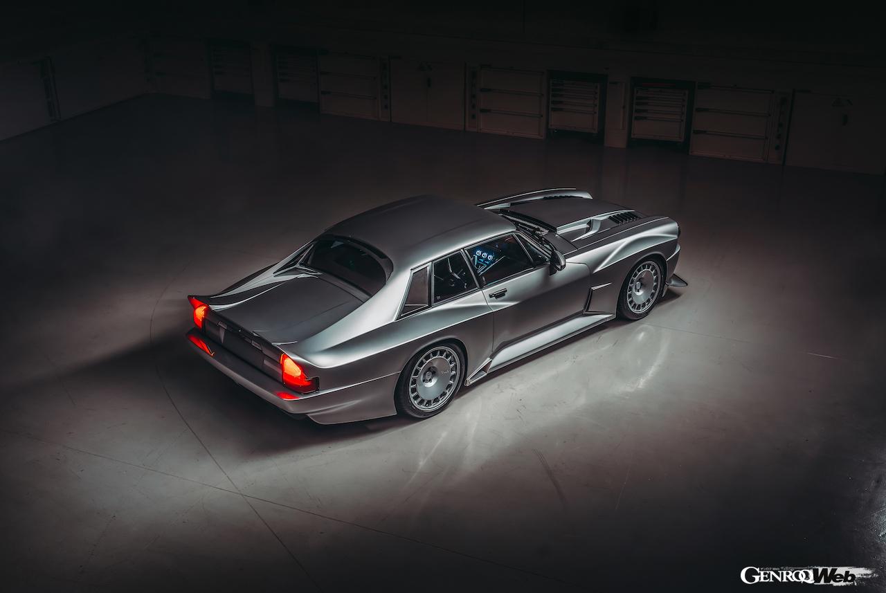 ジャガー XJSをベースとするレストモッド「TWR スーパーキャット」のエクステリア。