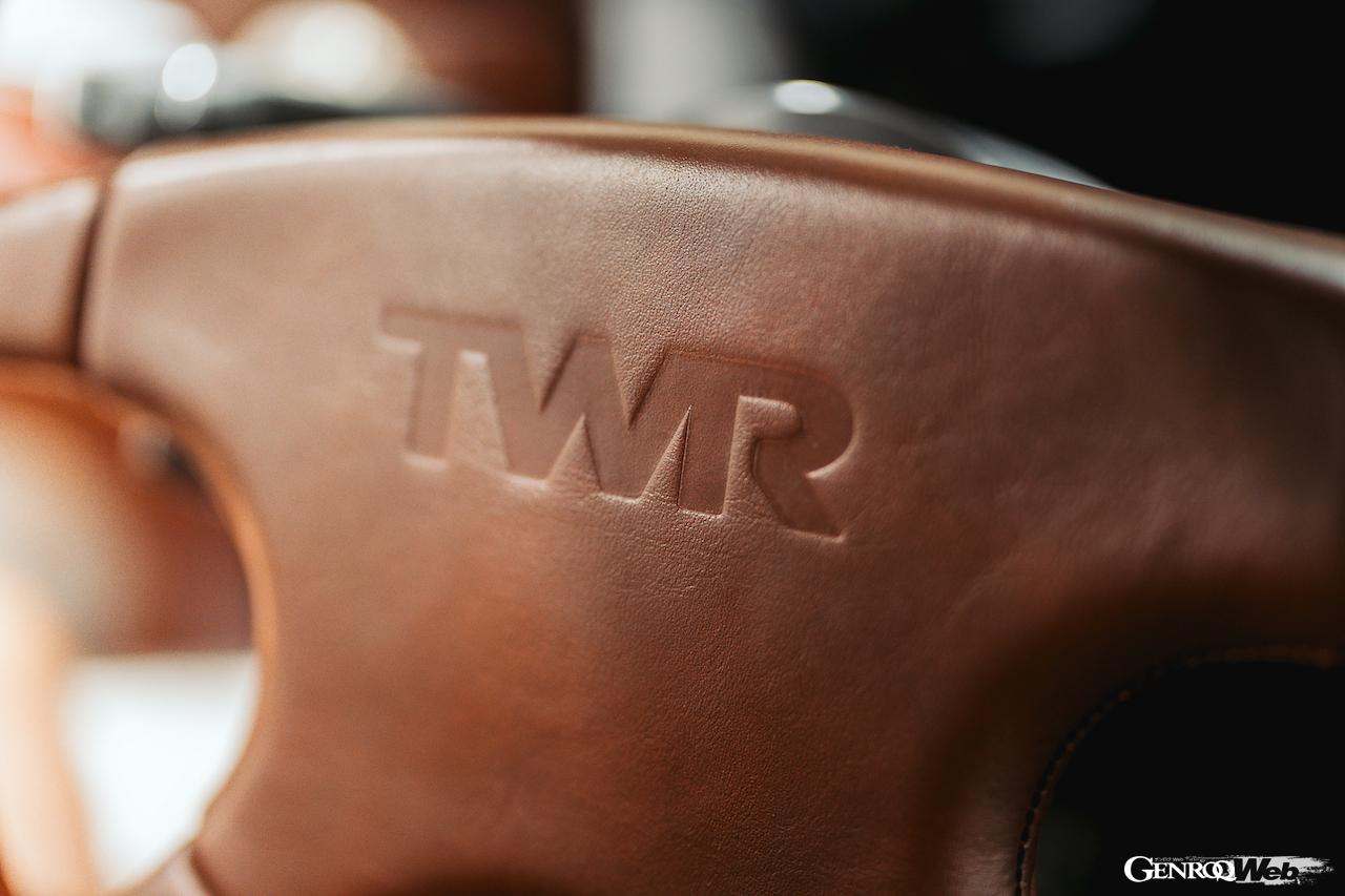 ジャガー XJSをベースとするレストモッド「TWR スーパーキャット」のインテリア。