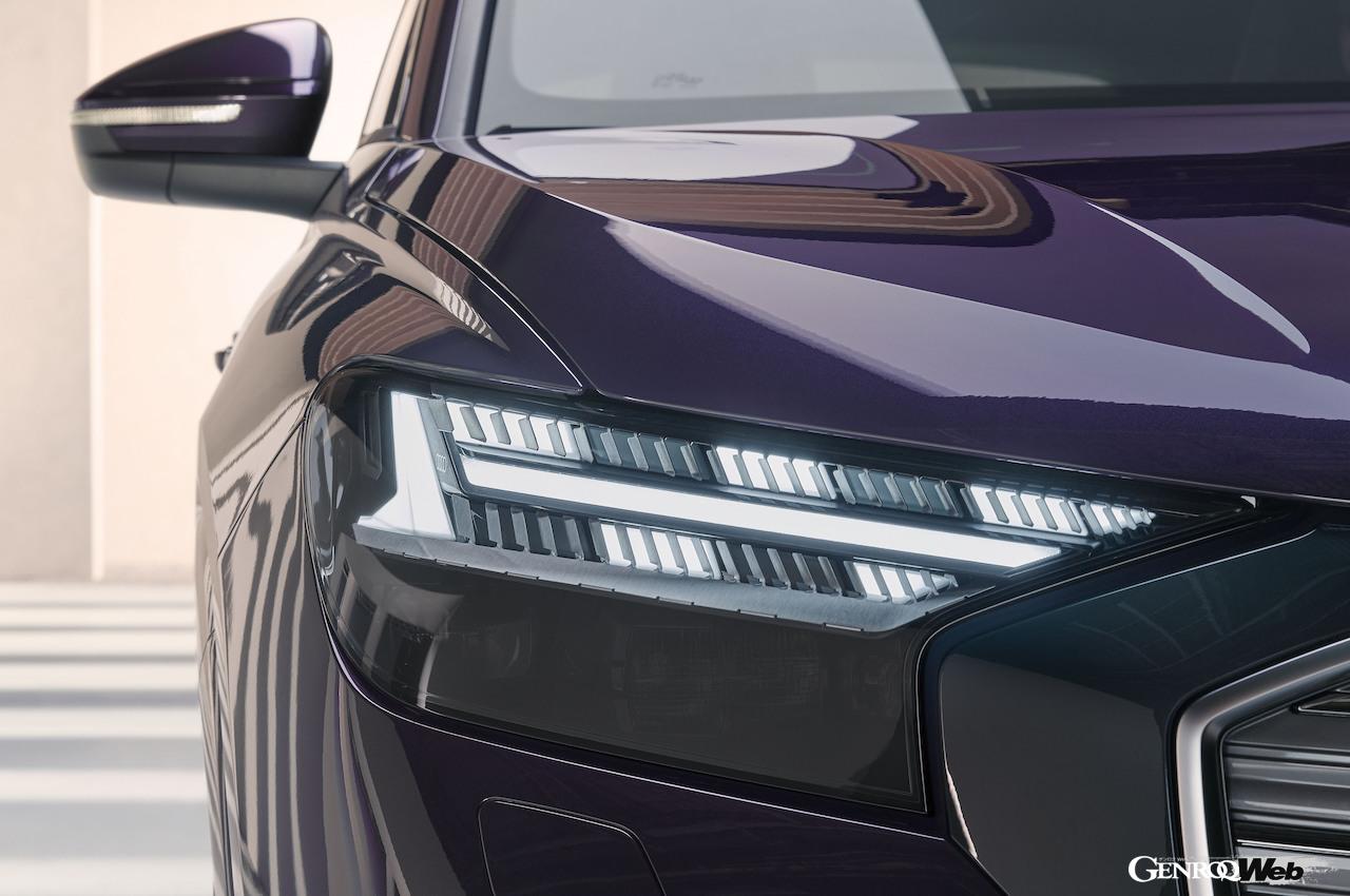 新型「アウディ Q4 45 e-tron」のエクステリア。