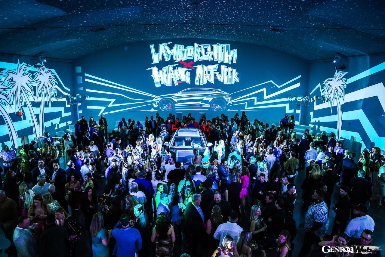 アート・バーゼル・マイアミビーチ 2024内で開催されたプライベートイベントにおいて、「マイアミ インスパイアード ウルス SE」が初公開された。