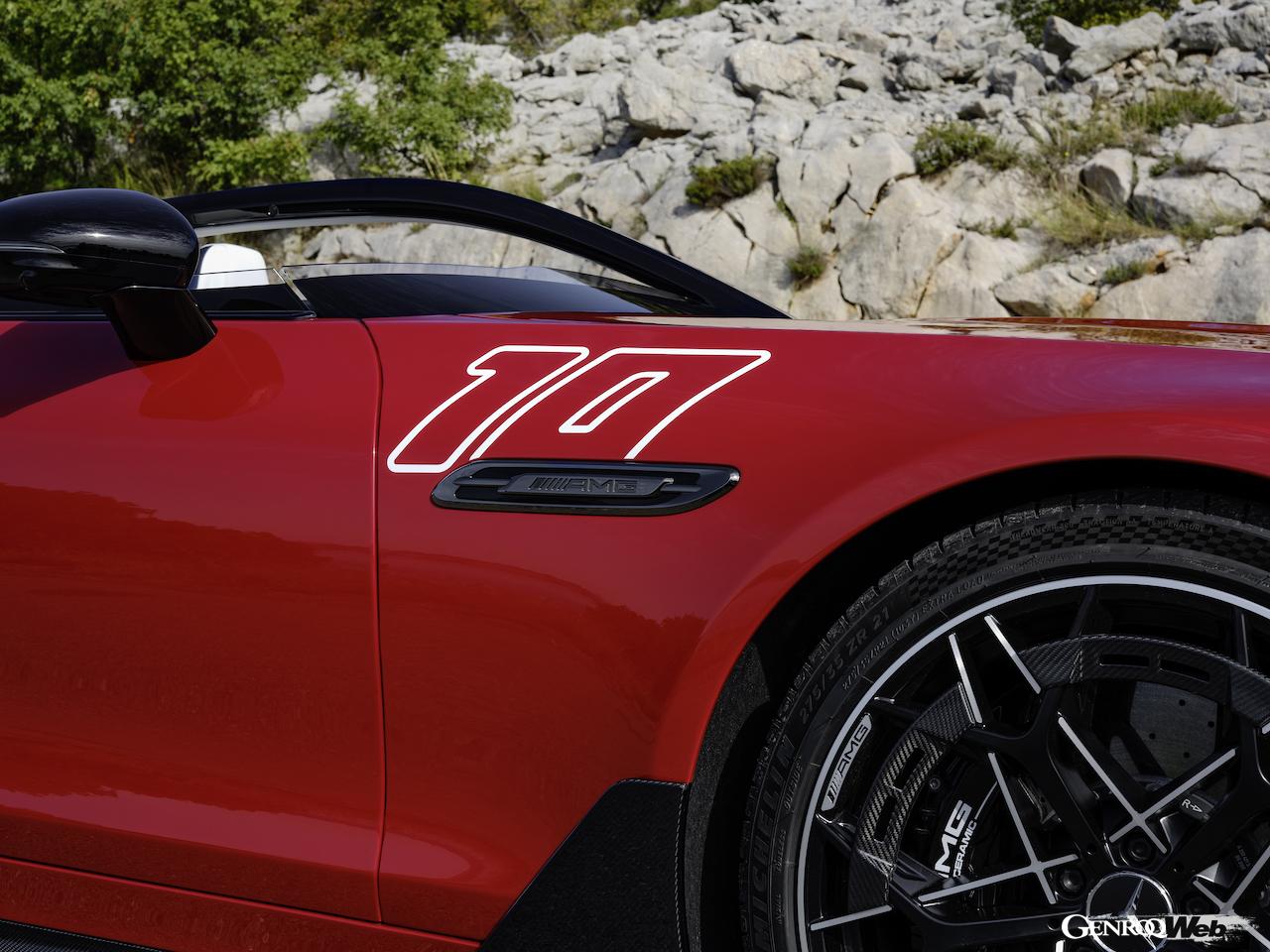 フルオープンバルケッタ「メルセデス AMG ピュアスピード」のエクステリア。