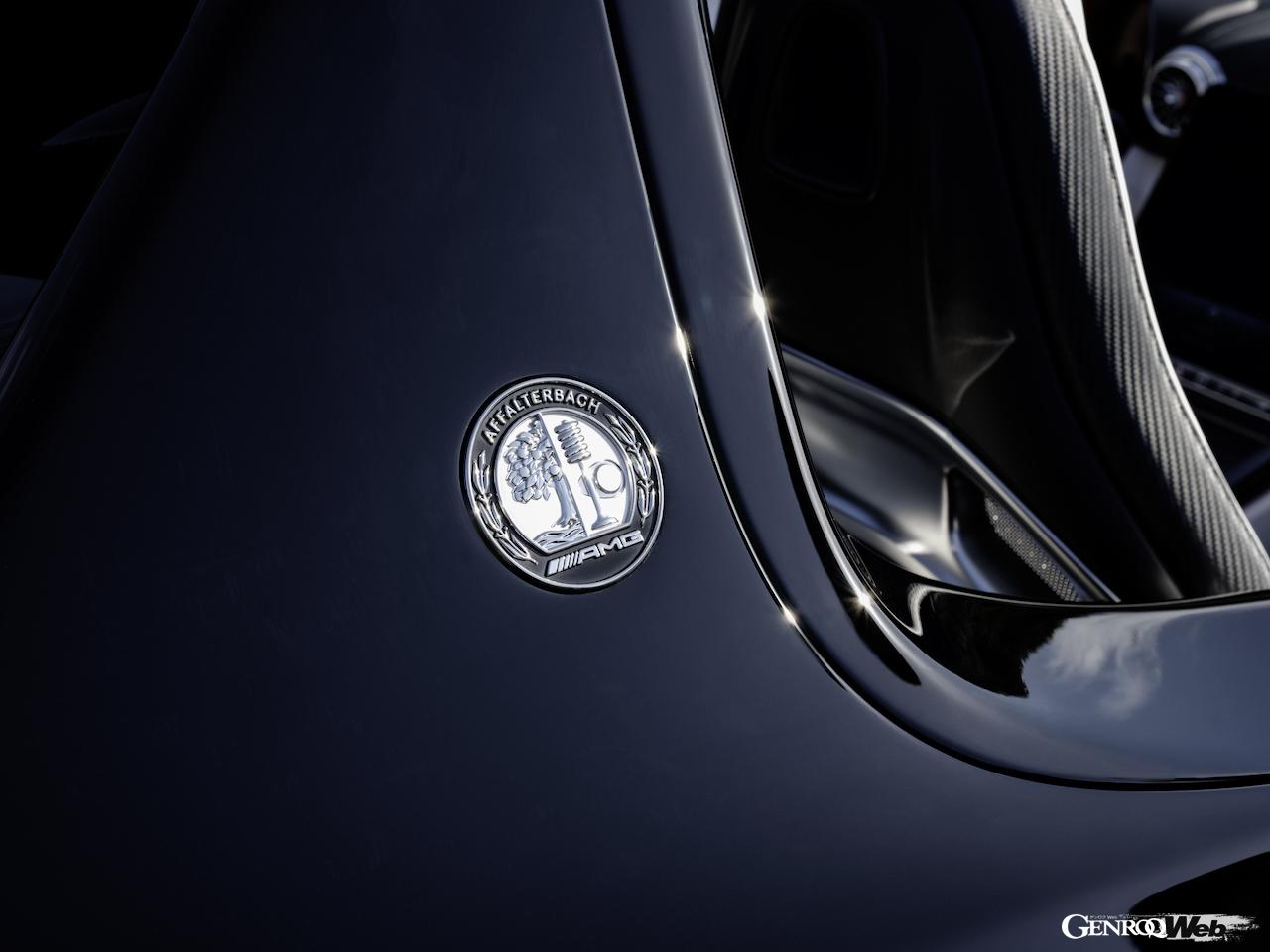 フルオープンバルケッタ「メルセデス AMG ピュアスピード」のコクピット。