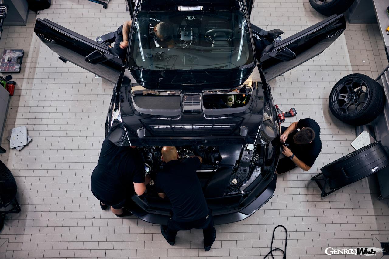 7分というターゲットタイムを切るべく、ニュルブルクリンク・ノルドシュライフェへと挑んだ、フォード、フォード・パフォーマンス、マルチマティックのスタッフたち。