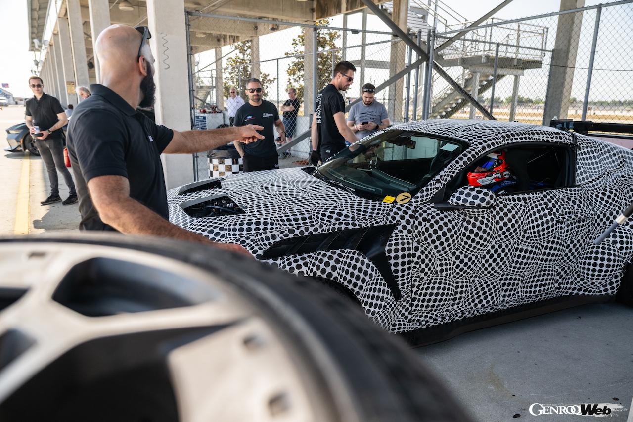 7分というターゲットタイムを切るべく、ニュルブルクリンク・ノルドシュライフェへと挑んだ、フォード、フォード・パフォーマンス、マルチマティックのスタッフたち。