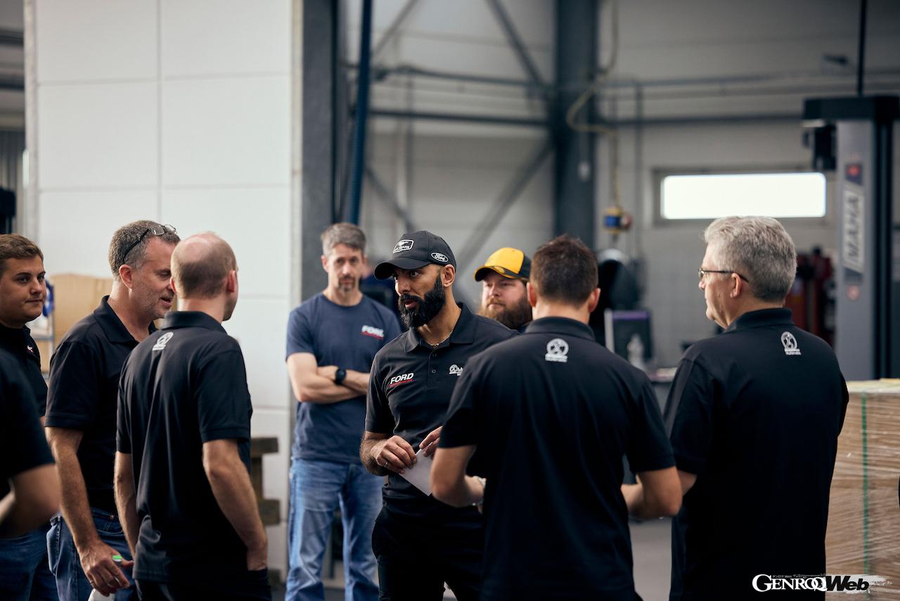 7分というターゲットタイムを切るべく、ニュルブルクリンク・ノルドシュライフェへと挑んだ、フォード、フォード・パフォーマンス、マルチマティックのスタッフたち。