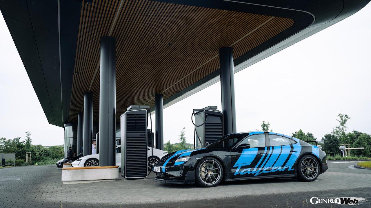 ポルシェ タイカン ターボ GT ヴァイザッハ・パッケージ用に専用開発された、ピレリ「P Zero Trofeo RS」。