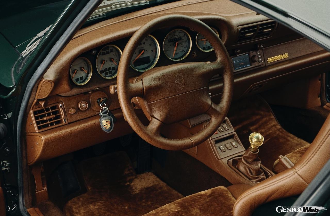 エメ・レオン・ドレが手がけた「ポルシェ 993 ターボ」のインテリア。