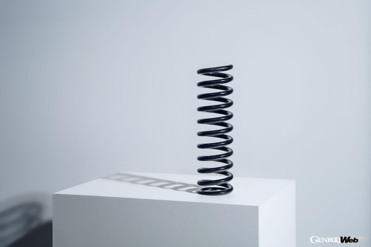 メルセデス・ベンツの「W210型Eクラス」用交換パーツ。