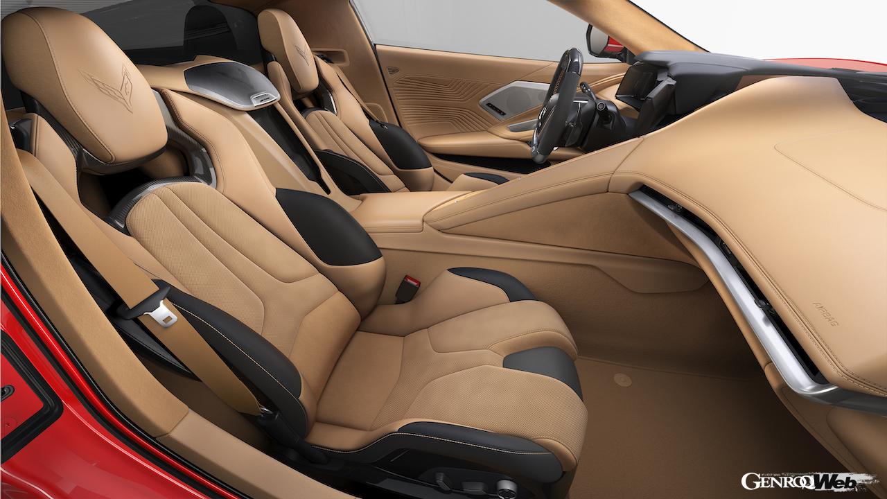 「シボレー コルベット Z06」2025年モデルのコクピット。