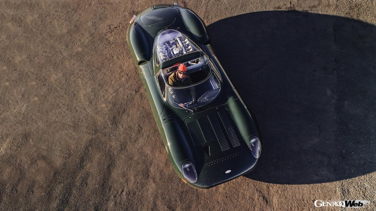 今回、「ジャガー XJ13」のテストを担当した、フィナンシャル・タイムズ紙のモータージャーナリスト、サイモン・デ・バートン。