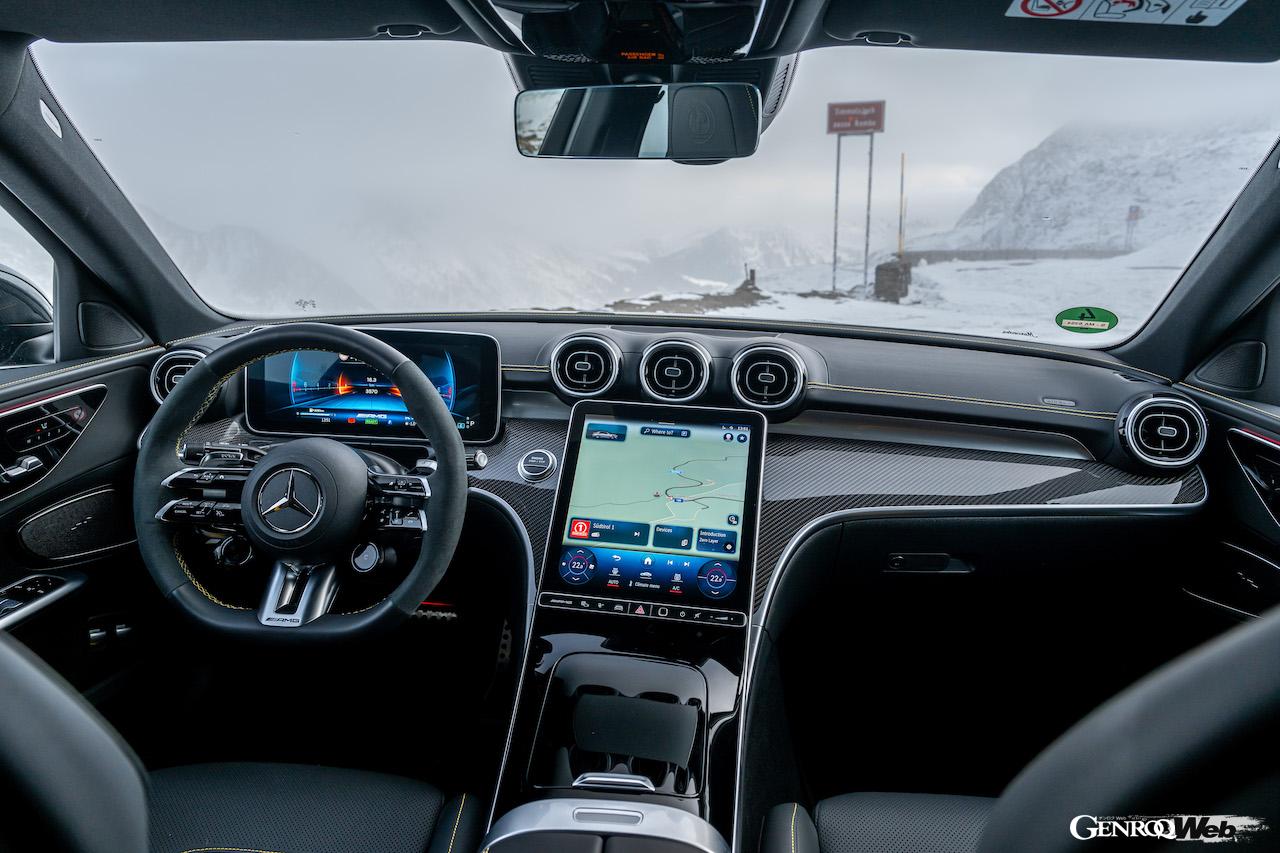 オーストリアのエッツタールの雪上イベントに集められた、メルセデス・ベンツの「4MATIC」搭載モデル。