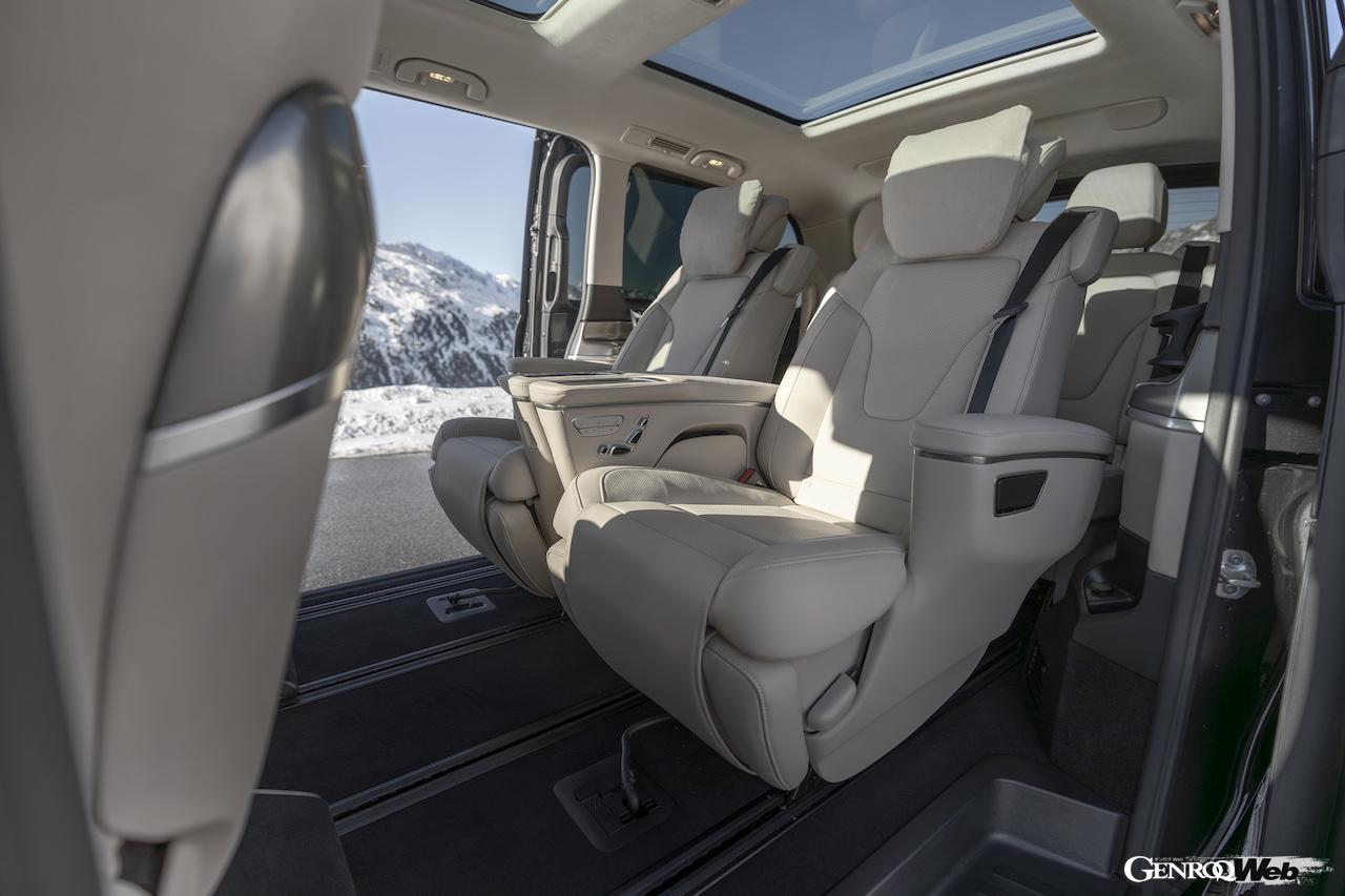 オーストリアのエッツタールの雪上イベントに集められた、メルセデス・ベンツの「4MATIC」搭載モデル。