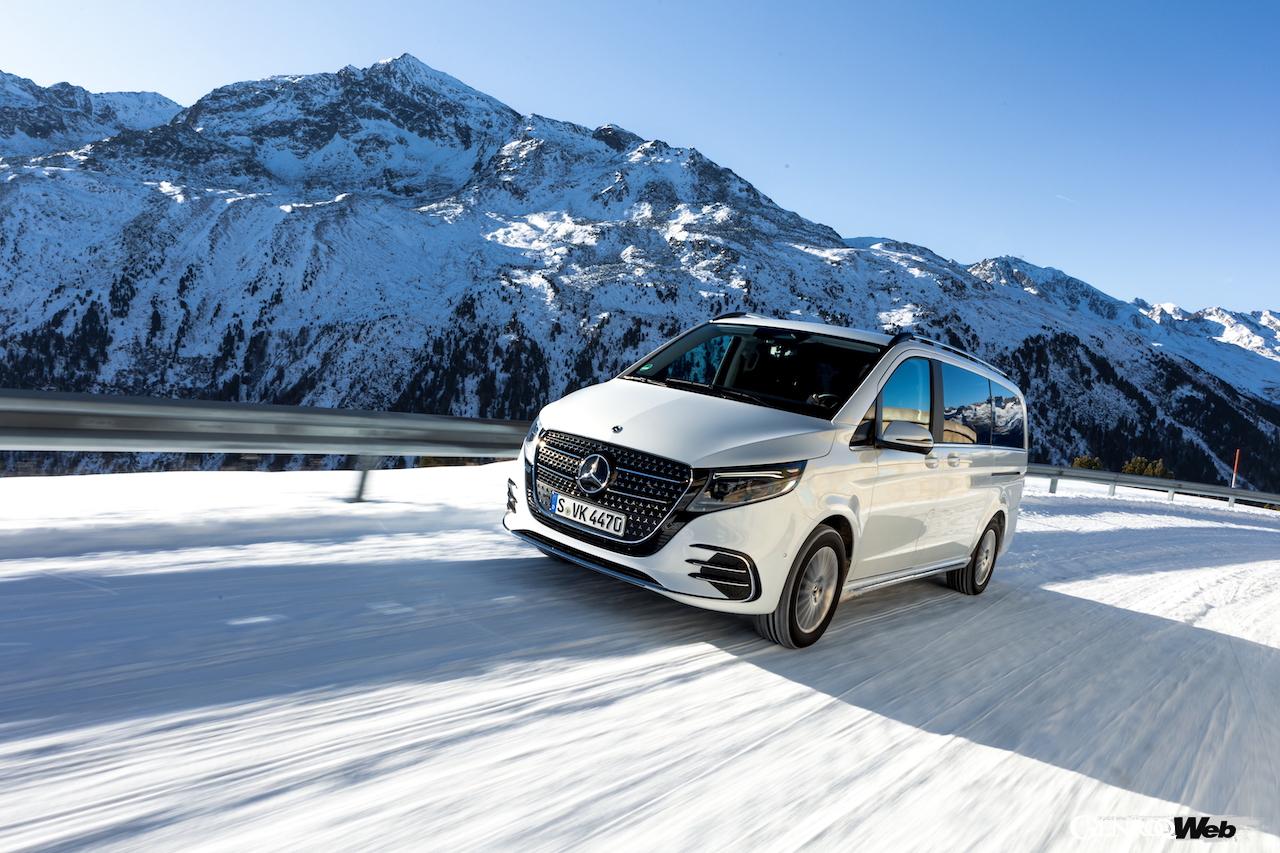 オーストリアのエッツタールの雪上イベントに集められた、メルセデス・ベンツの「4MATIC」搭載モデル。