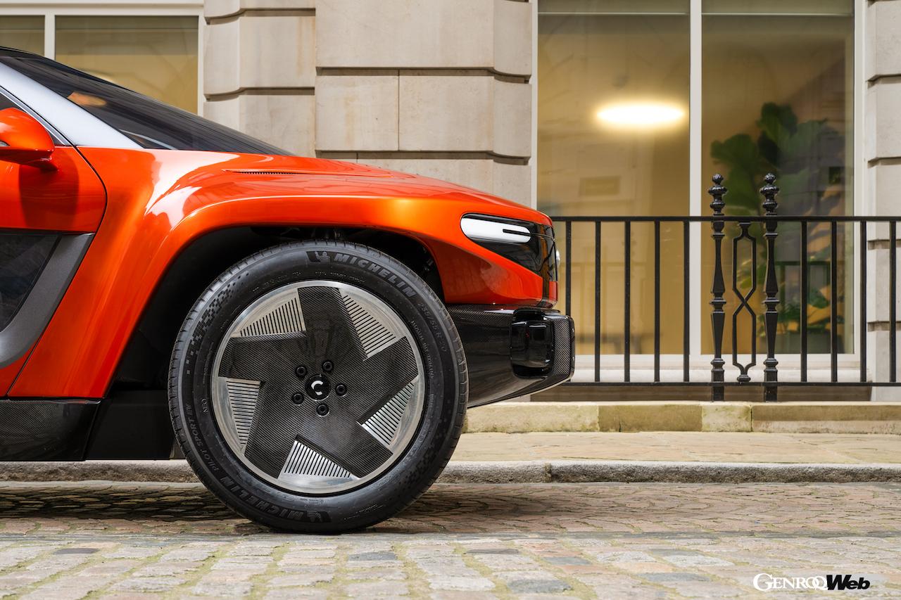 フル電動2+2オフローダー「カラム スカイ」のエクステリア。