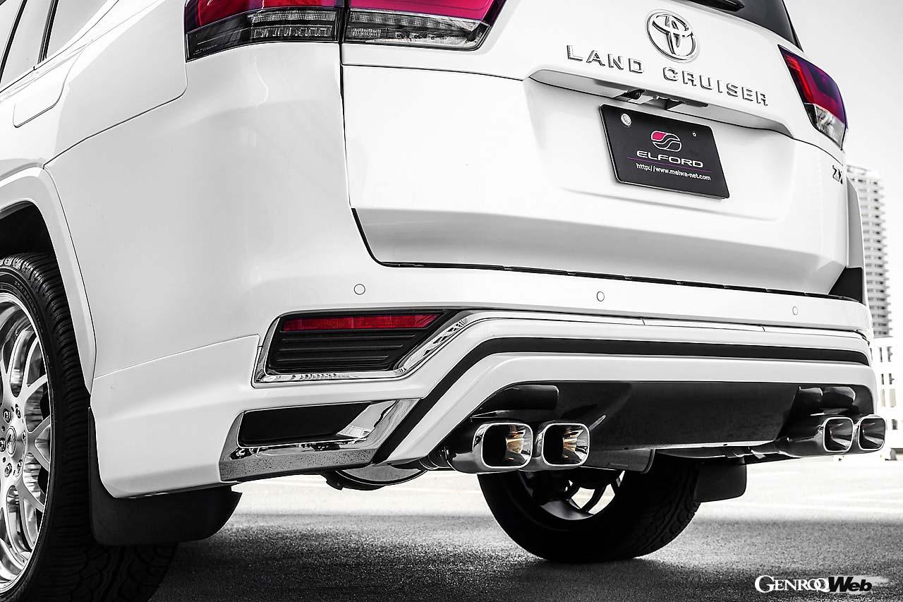 ステンレス製マフラーは標準バンパー車用とモデリスタ・リアスカート装着車用とがある。好みに合わせてオーバルタイプを選ぶこともできる。モデリスタ・リアスカート装着車には開口部のカットが必要だが、マフラーガーニッシュがあることで一体感が損なわれない。今回はLXのグレーメタリックカラーに塗装して、全体的な調和をより高めたそう。