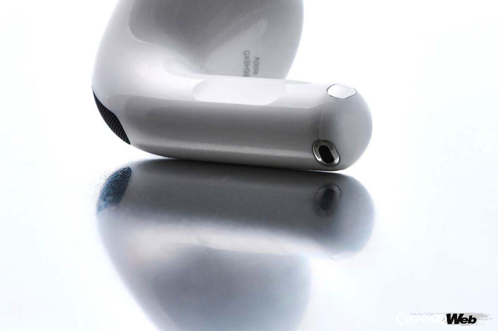 感圧センサーを搭載した軸部分にH2チップを内蔵した。あらたな感圧センサーにより、ピンチするだけで音楽の再生から通話のコントロールも可能となった。