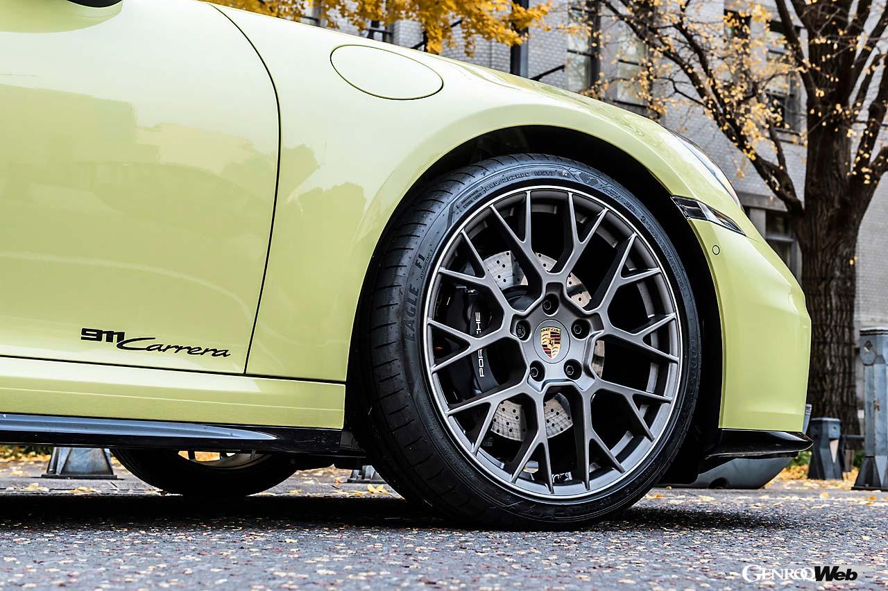 試乗車はフロント235/40ZR19、リヤ295/35ZR20のグッドイヤー・イーグルF1を履きこなしていた。