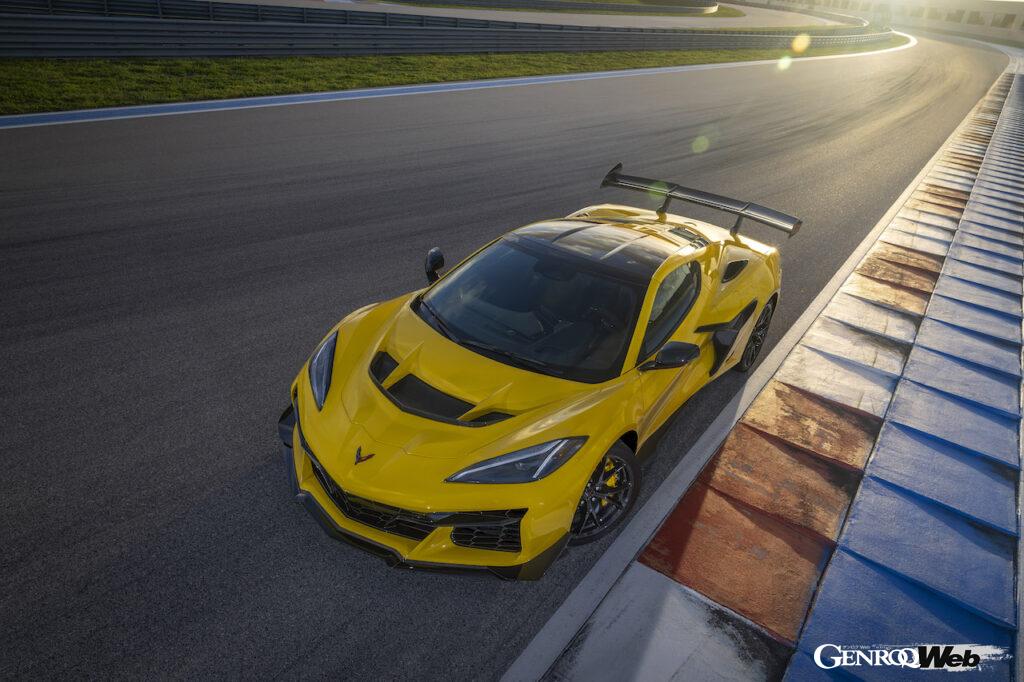 2024年、様々な速度記録やタイムをマークした「シボレー コルベット ZR1」。最高出力1079PSを発揮する5.5リッターV型8気筒ツインターボを搭載する。