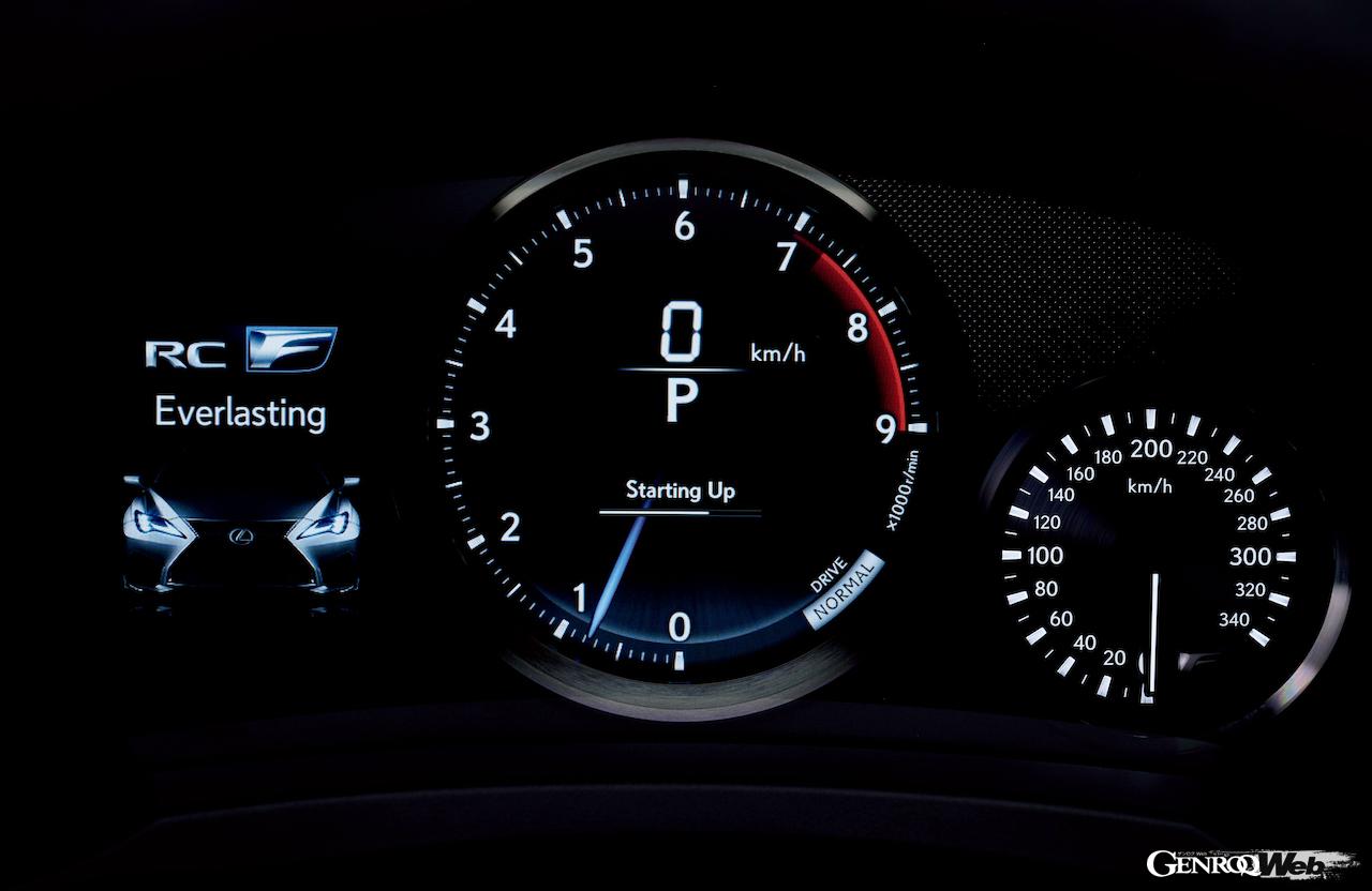 「レクサス RC F “Final Edition”」のインテリア。