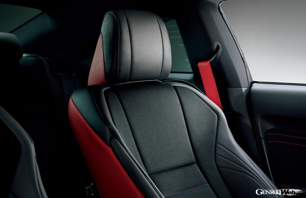 「レクサス RC “Final Edition”」のインテリア。