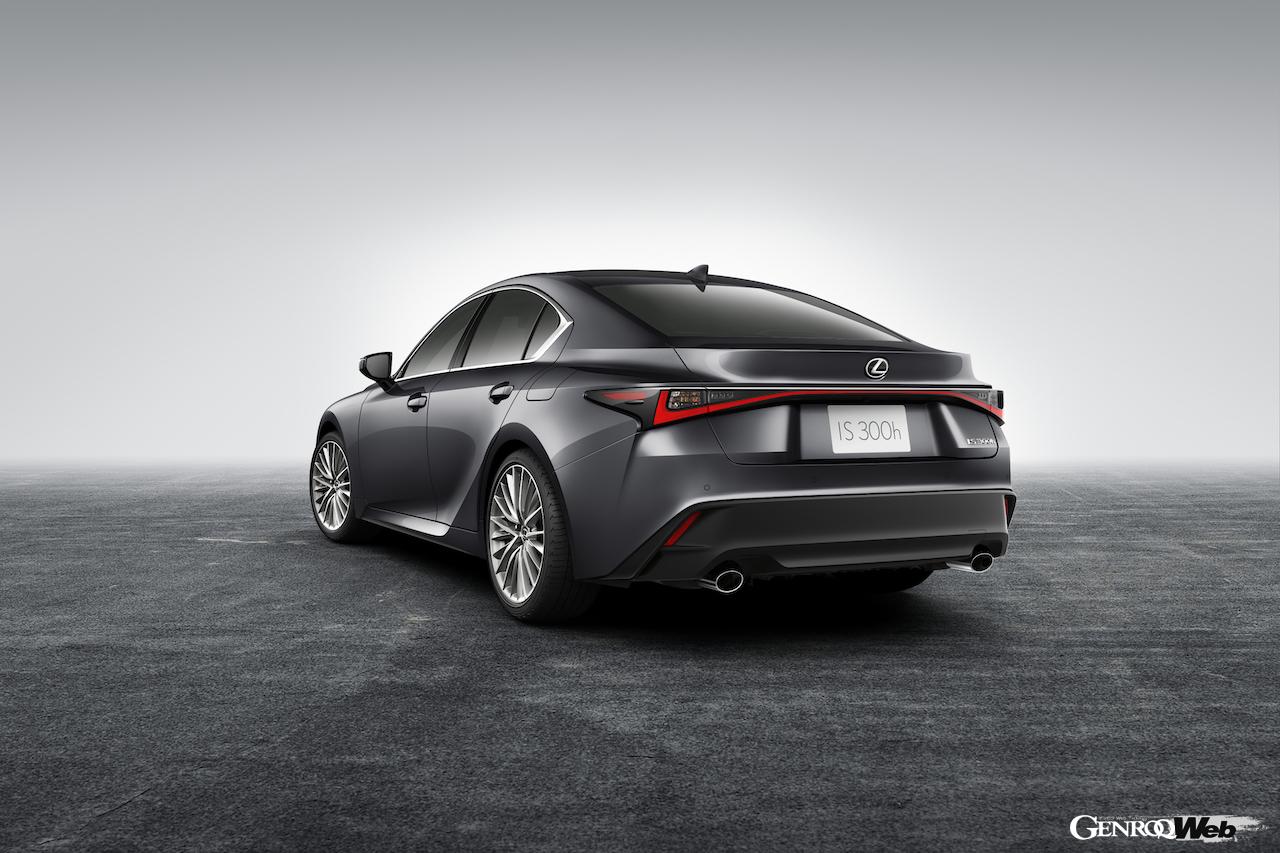 一部改良が施された「レクサス IS」のエクステリア。