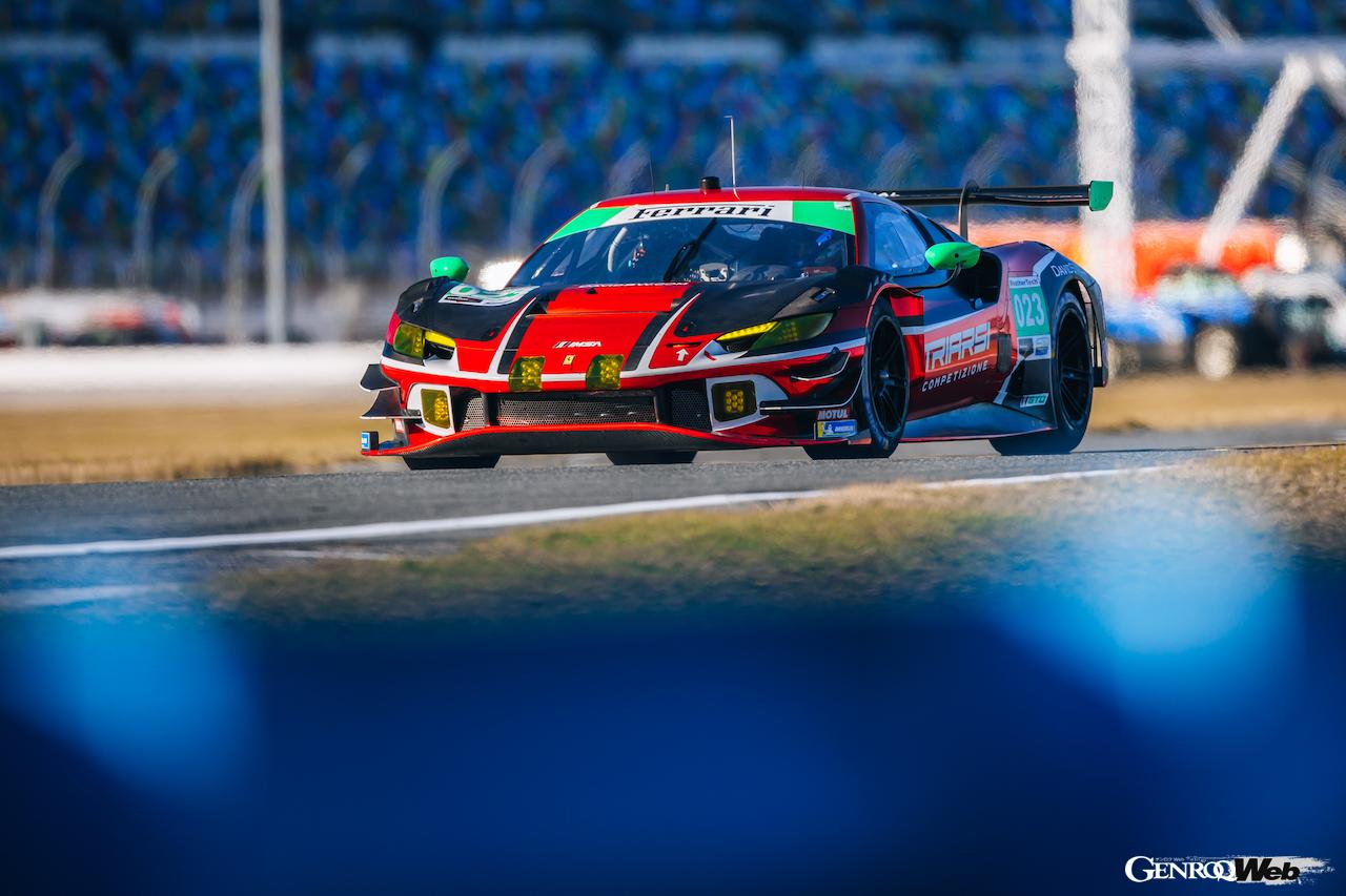 IMSA開幕戦「デイトナ24時間レース」のGTDクラスに参戦する「フェラーリ 296 GT3」。