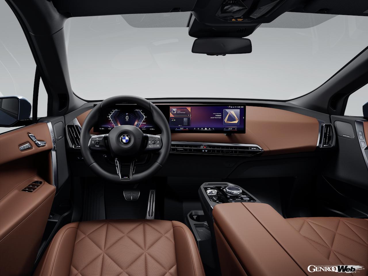 フル電動クロスオーバー「BMW iX」改良新型のインテリア。