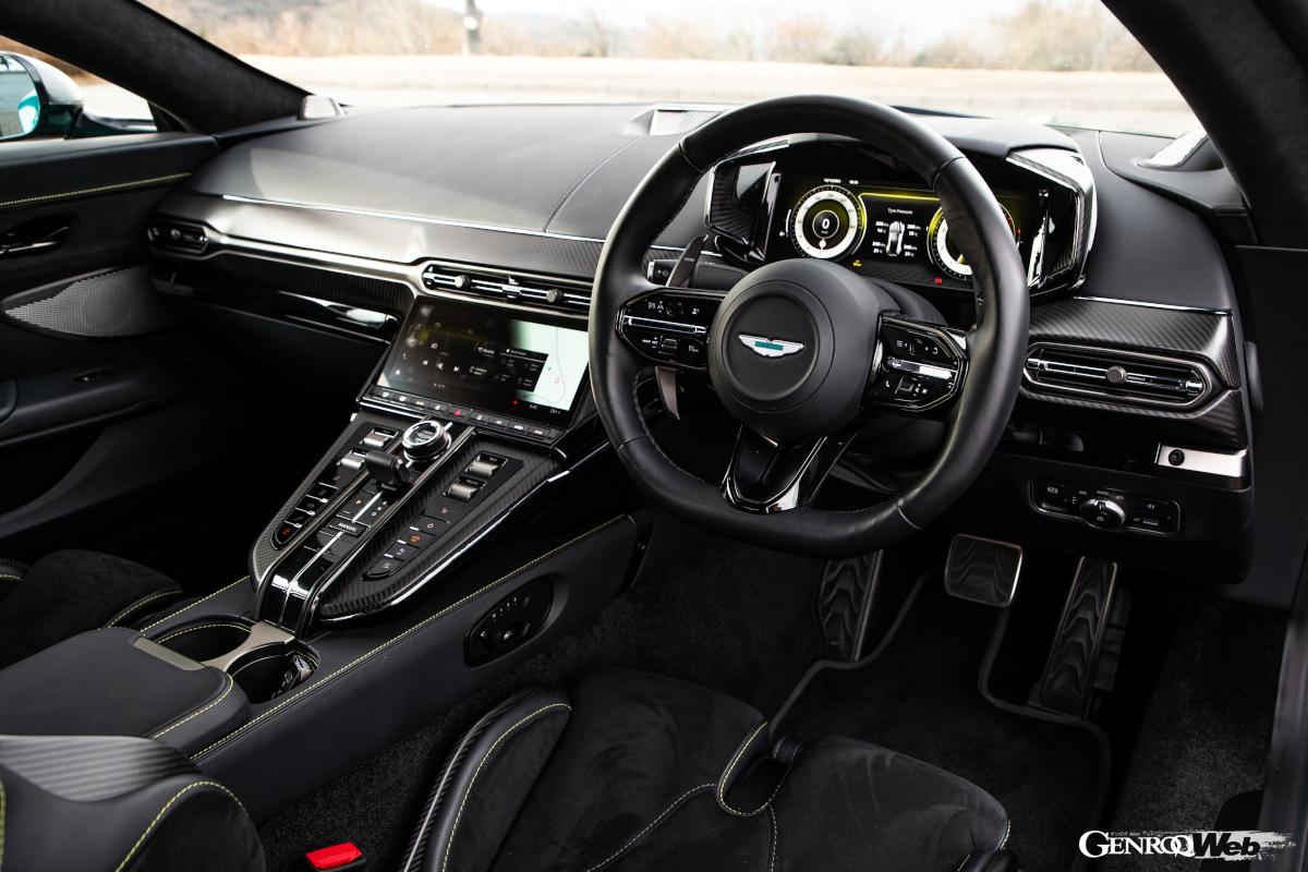 アストンマーティン ヴァンテージ