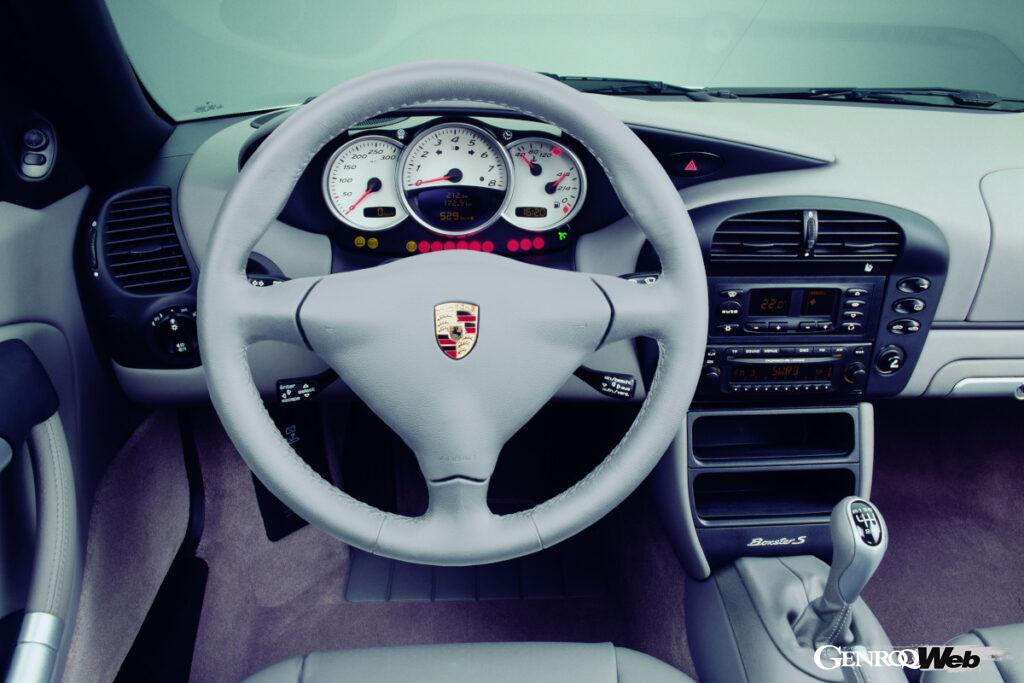 ボクスターSの室内。