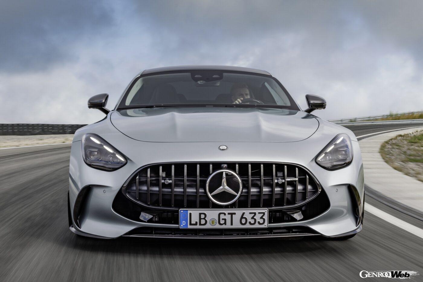 メルセデスの高性能仕様に与えられる「AMG」の称号。その由来とエンブレムに込められたメッセージを紹介する（写真はメルセデスAMG GT 63 4MATIC）。