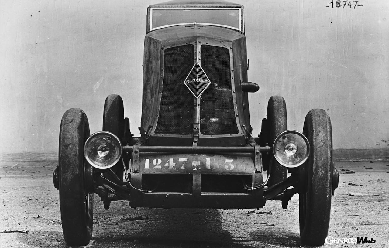 「ルノー フィランテ レコード 2025」のオマージュのベースとなった、1925製「40CV デ・レコーズ（40 CV des Records）」。