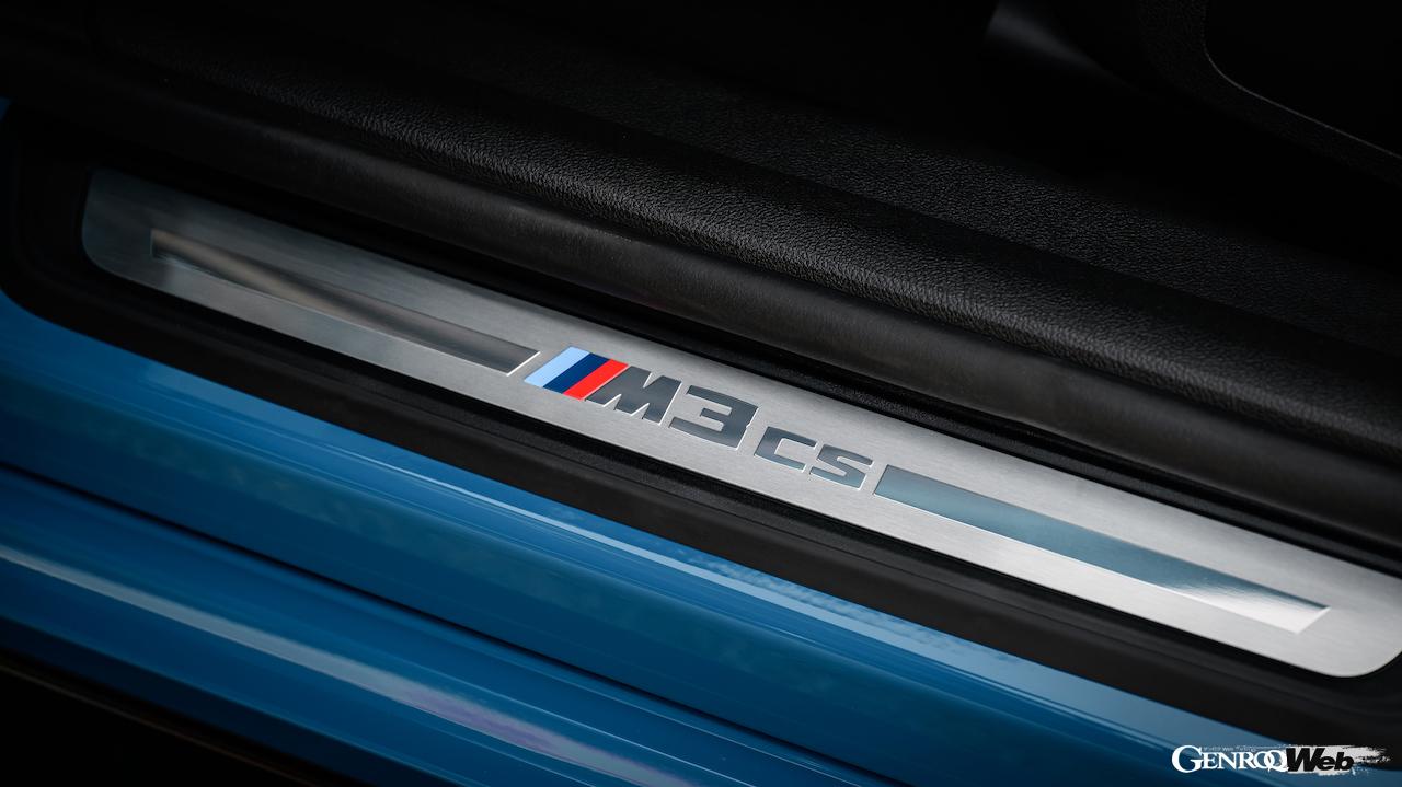 「BMW M3 CS ツーリング」のインテリア。