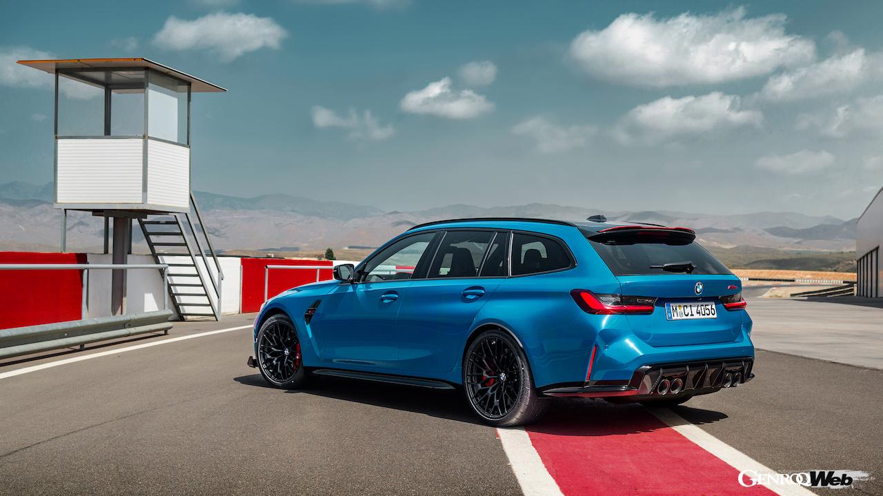 「BMW M3 CS ツーリング」のエクステリア。