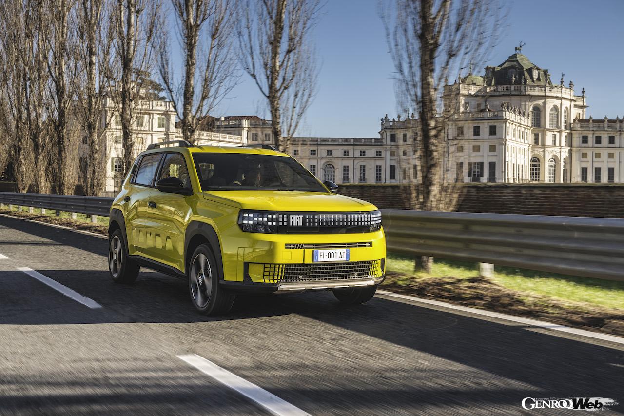 ヨーロッパで2025年3月から販売が開始される、新型「フィアット グランデ パンダ」のエクステリア。