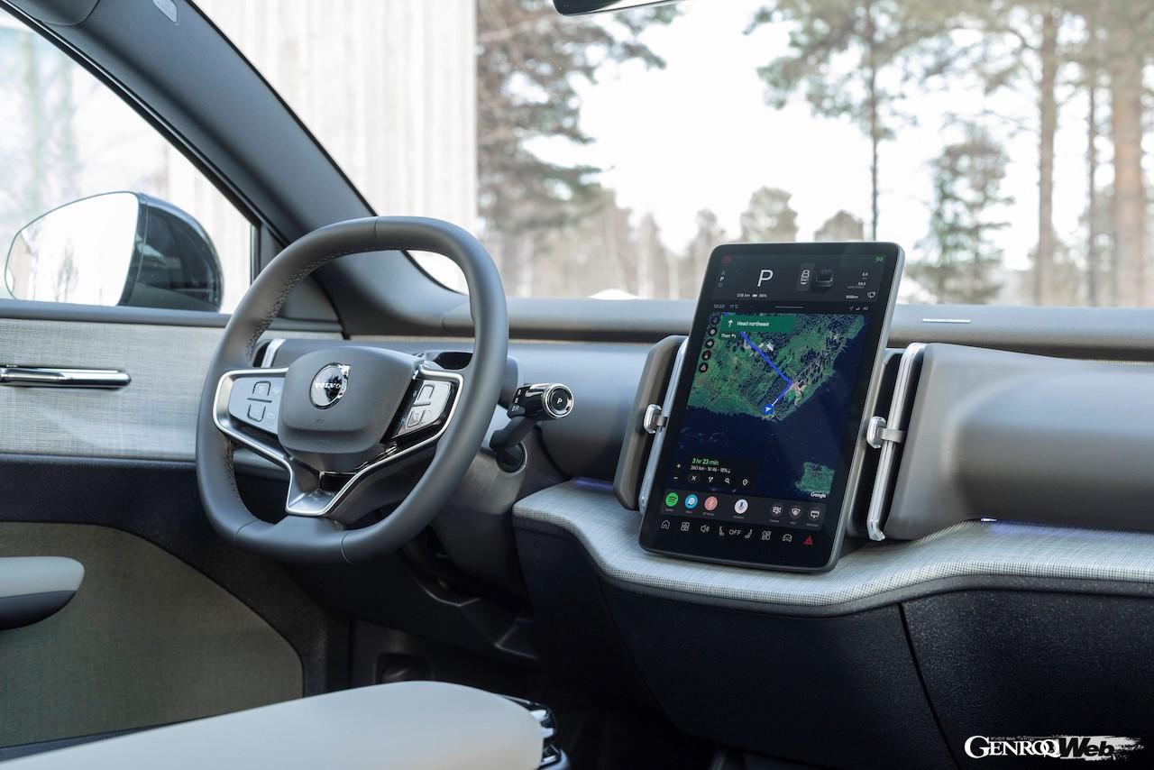 フル電動オフローダー「ボルボ EX30 クロスカントリー」のインテリア。