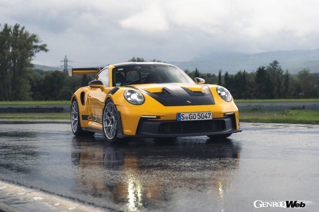 ポルシェとミシュランが共同開発した、「ポルシェ 911 GT3 RS」用ウエットタイヤ、ミシュラン「パイロット スポーツ S 5(Michelin Pilot Sport S 5)」が登場した。