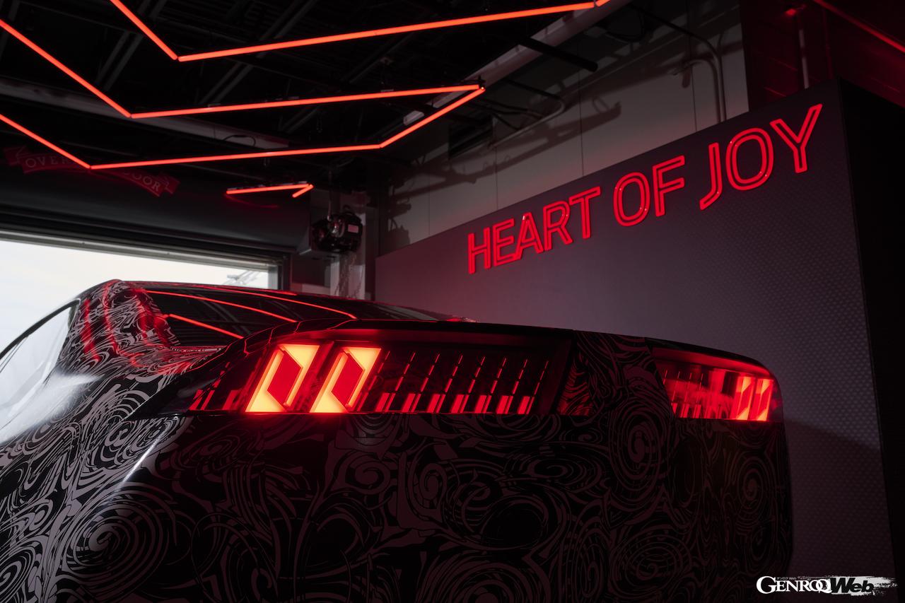 「BMW ヴィジョン ドライビング エクスペリエンス（VDX）」のエクステリア。