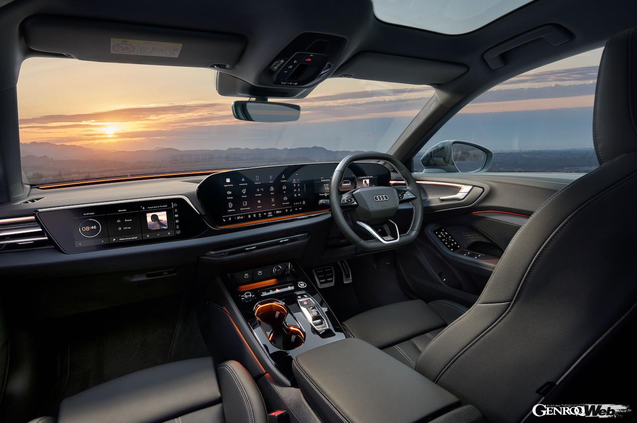 内燃機関搭載ミドルサイズサルーン新型「A5」のインテリア。