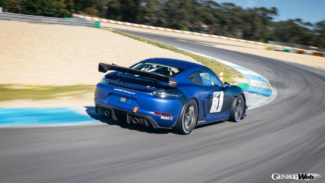 世界中で多くのアマチュアドライバーやジェントルマンドライバーに愛される、ポルシェ 718 ケイマン GT4 RS クラブスポーツ。