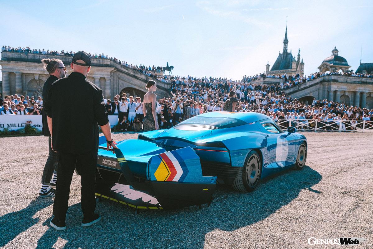 テール部分を取り外したところ。2024年「シャンティ・アート＆エレガンス」にて。（photo：La Squadra）