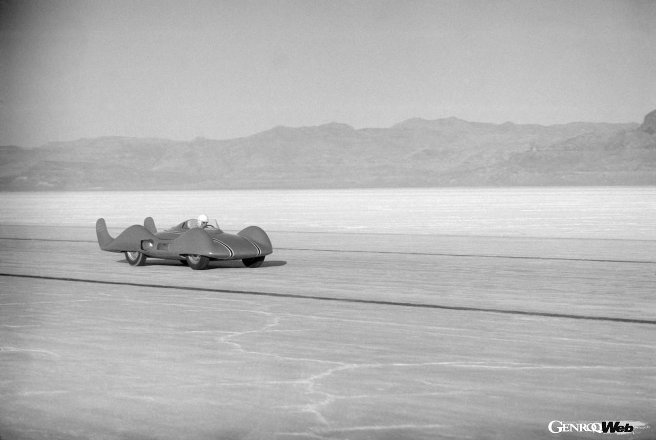 「ルノー フィランテ レコード 2025」のオマージュのベースとなった、1956年製「エトワール フィランテ（Etoile Filante）」。