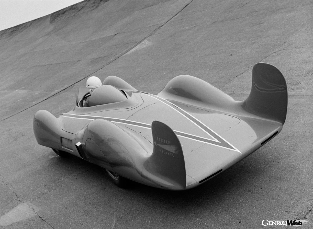 「ルノー フィランテ レコード 2025」のオマージュのベースとなった、1956年製「エトワール フィランテ（Etoile Filante）」。