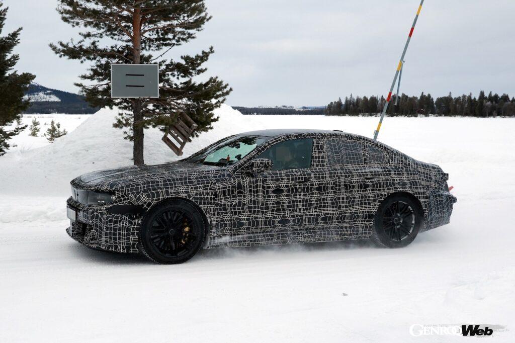 BMWは "ノイエ クラッセ" の採用を加速する戦略のようだ。