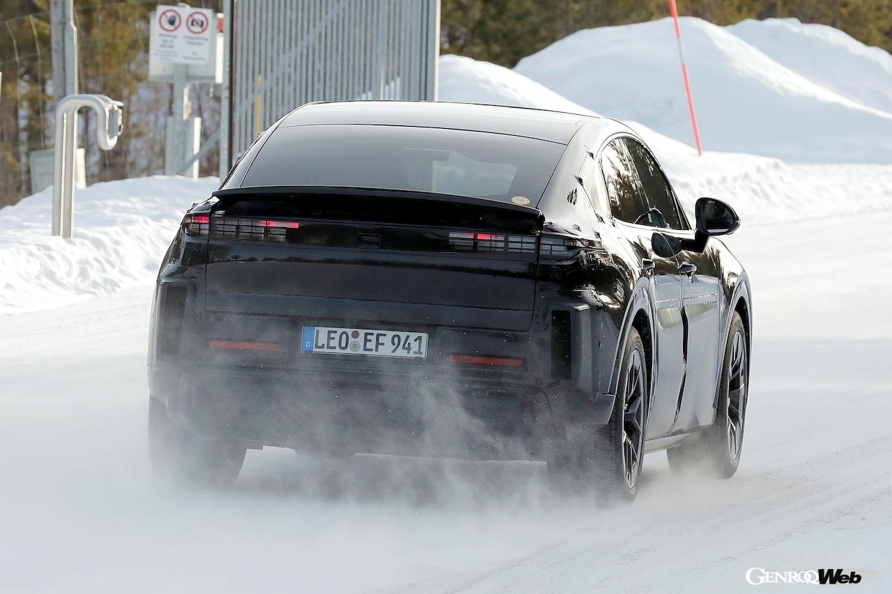 EVモデルの登場後も、エンジン搭載の現行モデルが併売されるようだ。