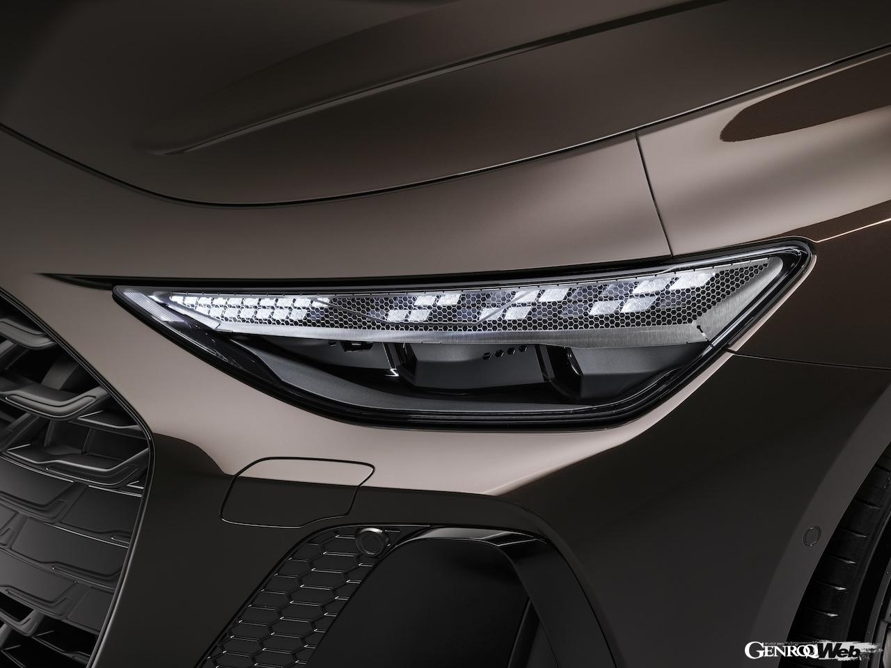 「アウディ A6 アバント」内燃機関搭載モデルのエクステリア。